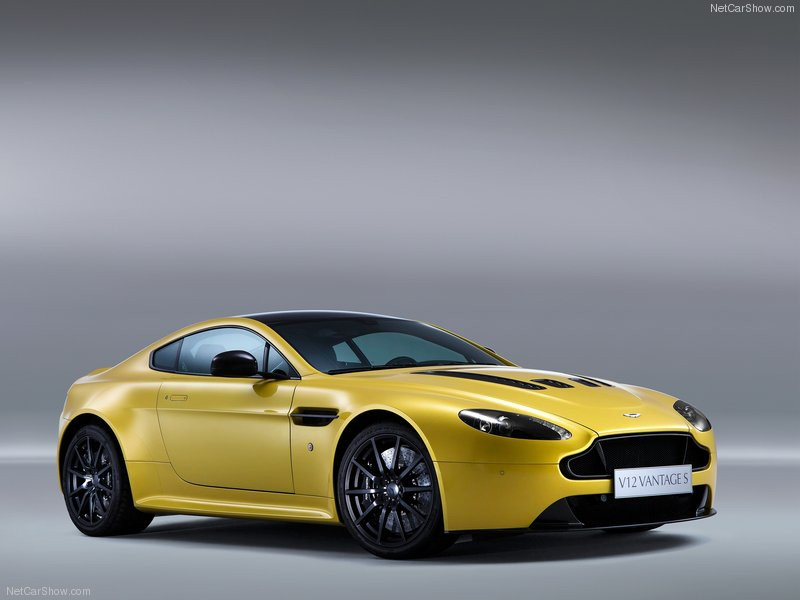 Aston Martin V12 Vantage фото 104827