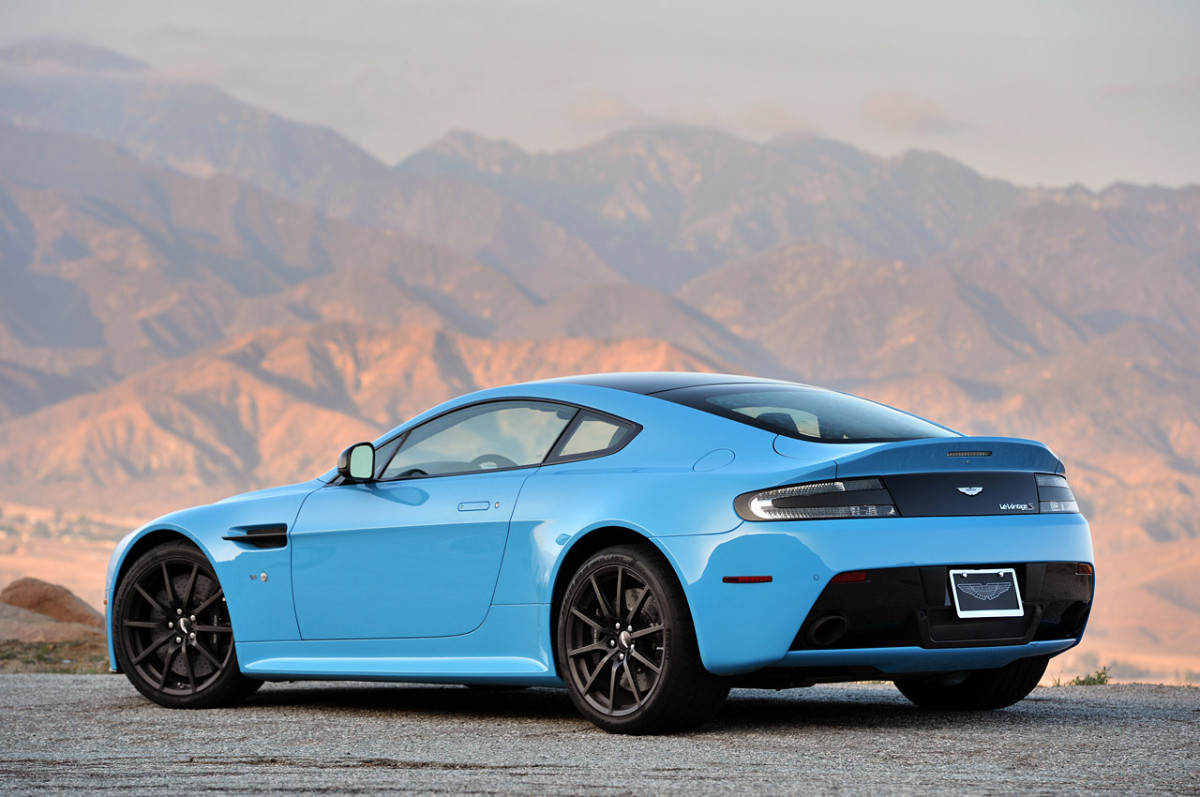 Aston Martin V12 Vantage фото 107493