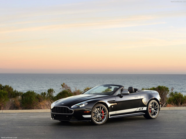 Aston Martin V8 Vantage GT Roadster фото