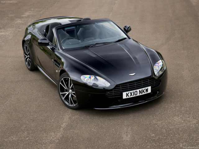 Aston Martin V8 Vantage N420 Roadster фото