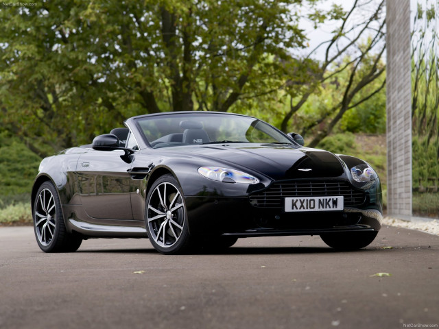 Aston Martin V8 Vantage N420 Roadster фото