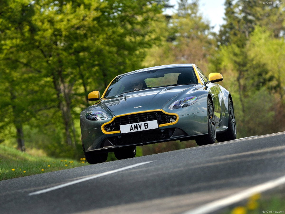 Aston Martin V8 Vantage N430 фото 130039