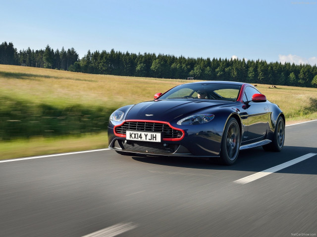 Aston Martin V8 Vantage N430 фото