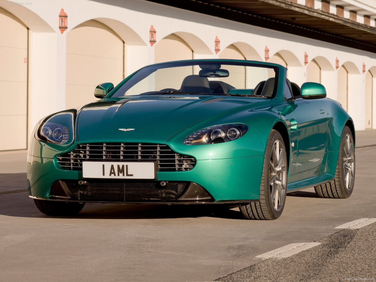 Aston Martin V8 Vantage S Roadster фото 82023