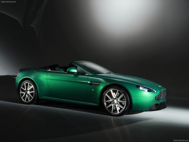 Aston Martin V8 Vantage S Roadster фото