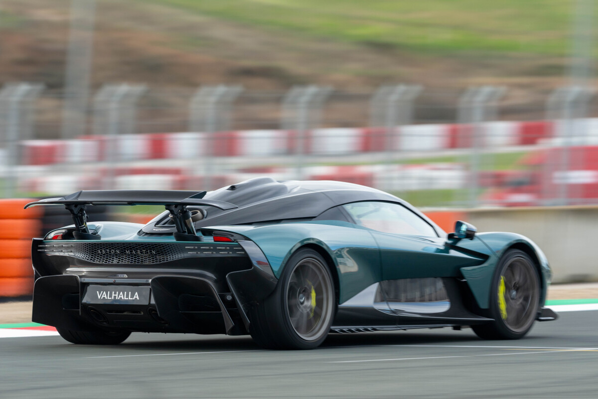 Aston Martin Valhalla фото 214181