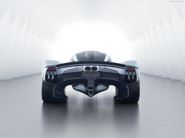 Aston Martin Valkyrie фото