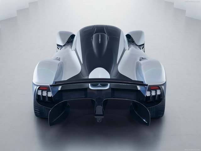 Aston Martin Valkyrie фото