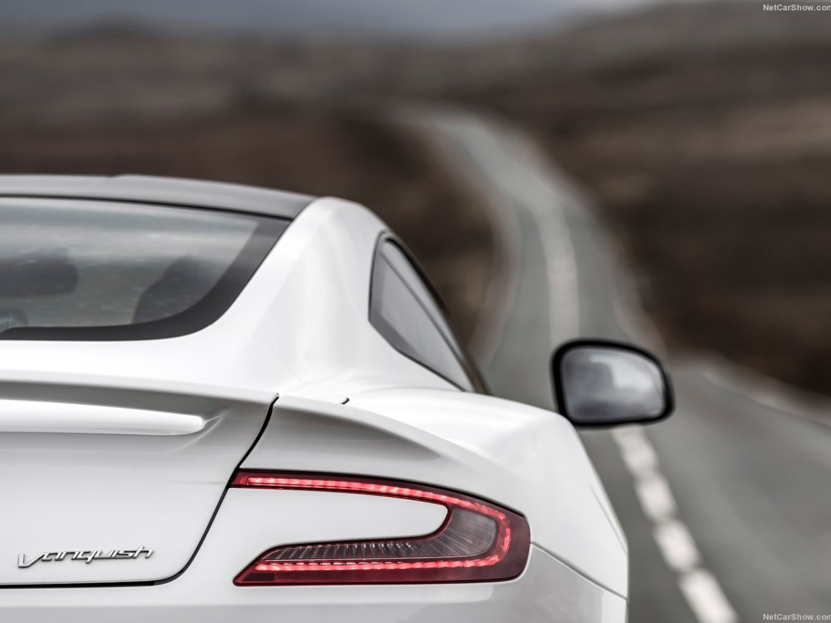 Aston Martin Vanquish Carbon White фото 144328