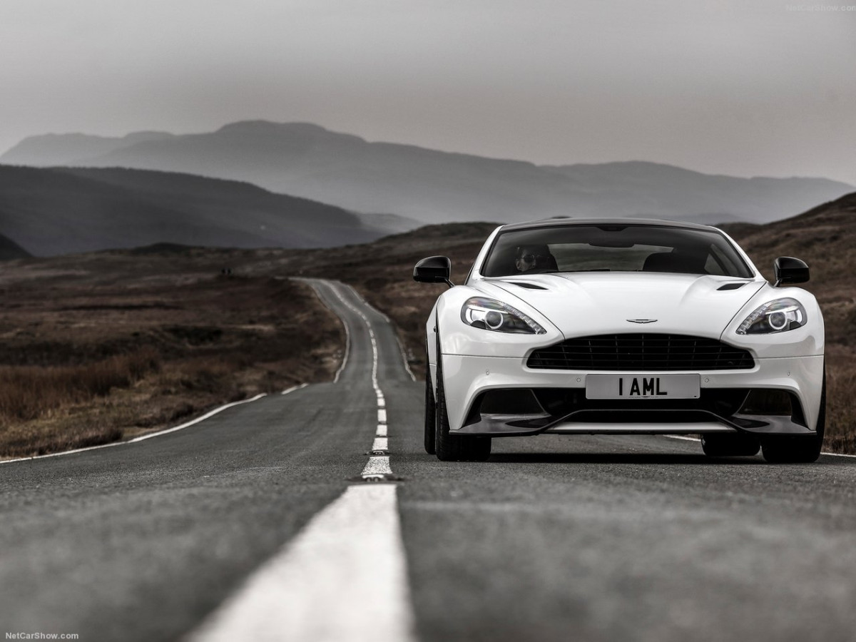 Aston Martin Vanquish Carbon White фото 144329