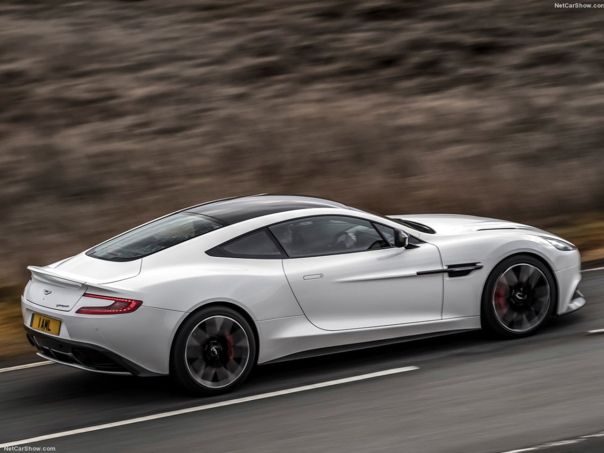 Aston Martin Vanquish Carbon White фото 144332