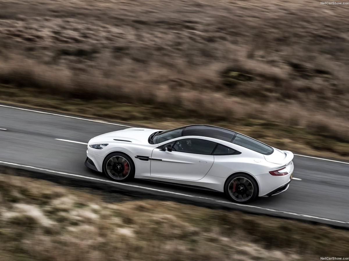 Aston Martin Vanquish Carbon White фото 144336