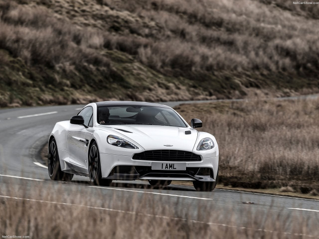 Aston Martin Vanquish Carbon White фото