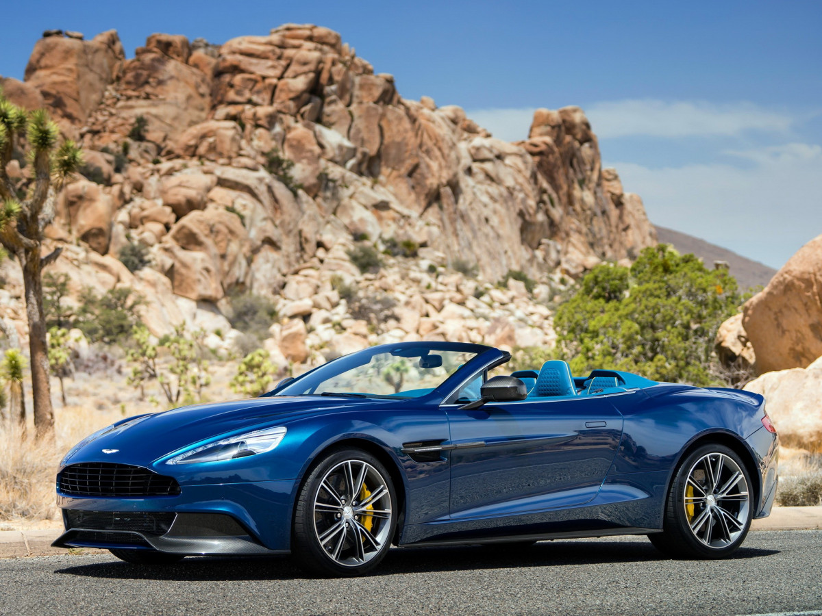 Aston Martin Vanquish фото 105172