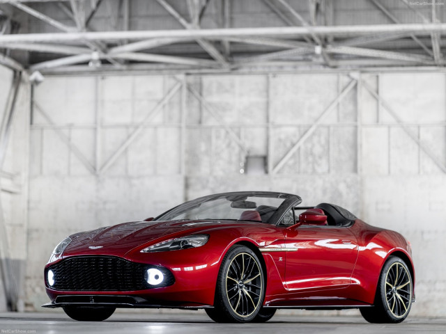 Aston Martin Vanquish фото