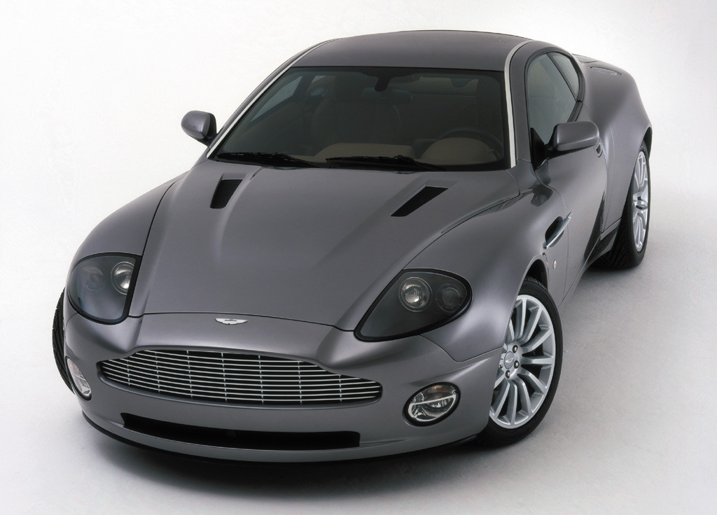 Aston Martin Vanquish фото 237