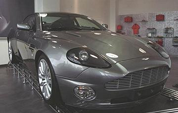 Aston Martin Vanquish фото 4686