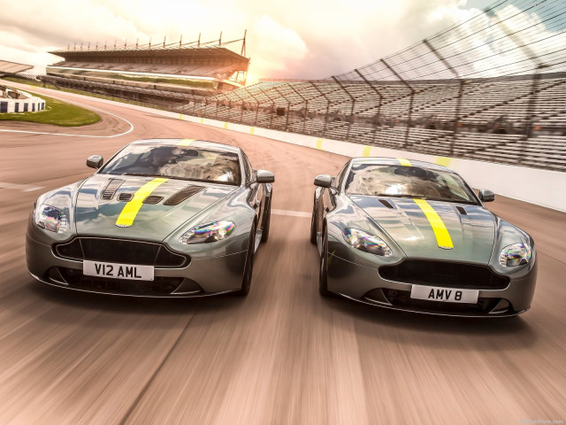 Aston Martin Vantage AMR фото