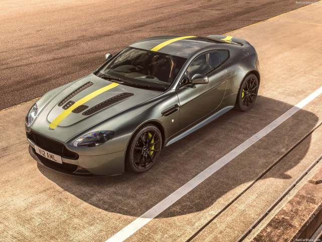 Aston Martin Vantage AMR фото