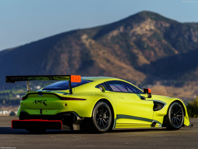 Aston Martin Vantage GTE Racecar фото