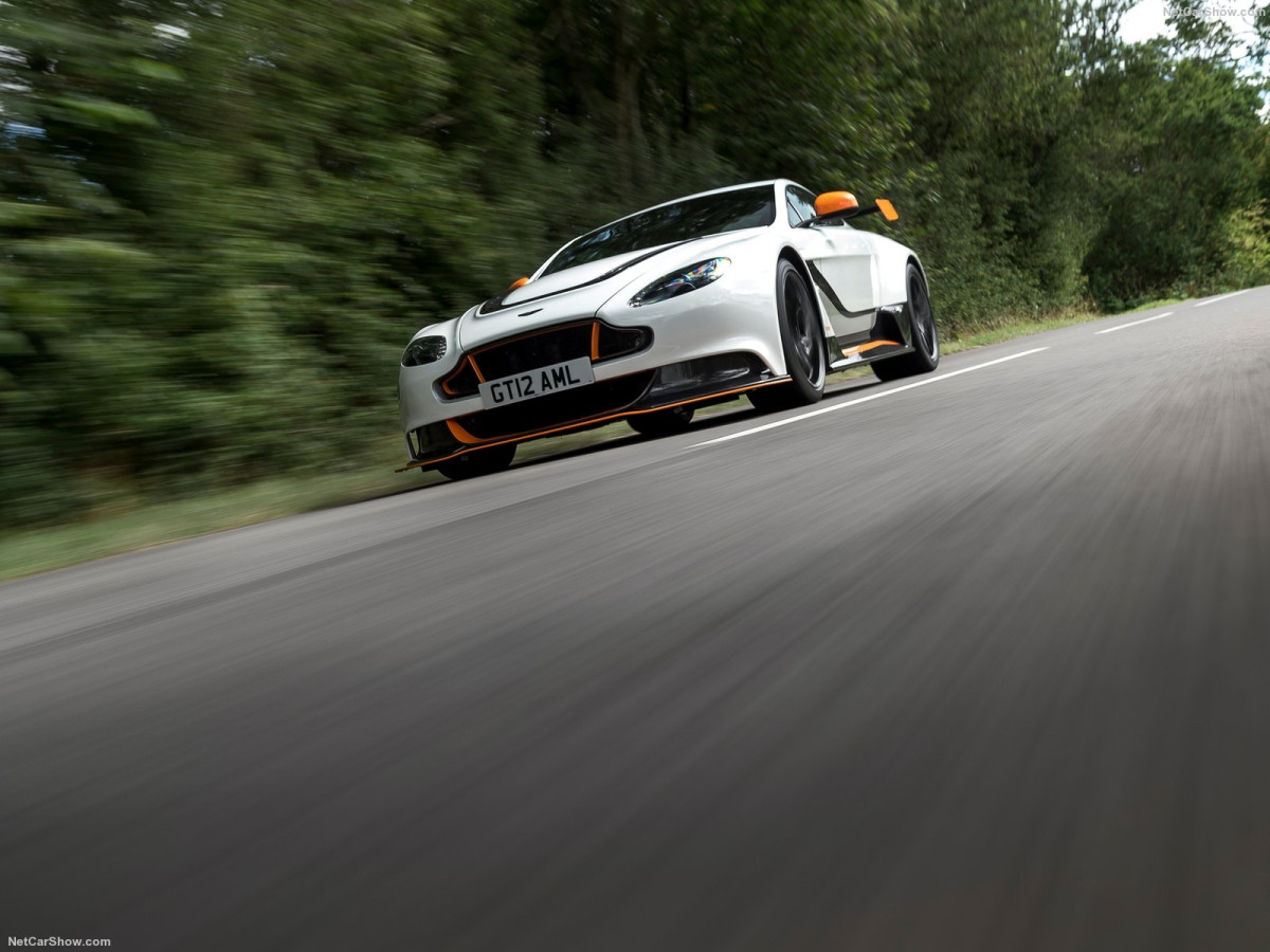 Aston Martin Vantage фото 156445