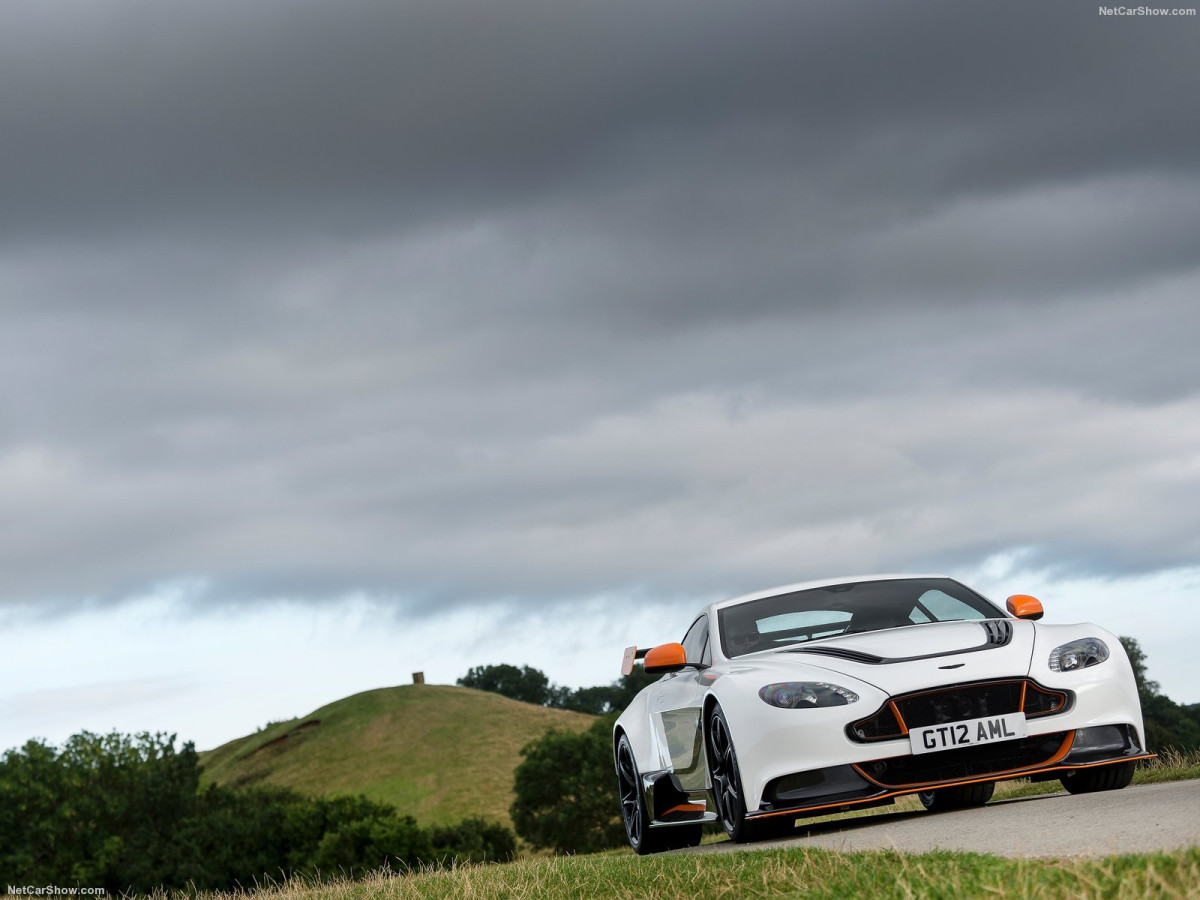 Aston Martin Vantage фото 156451