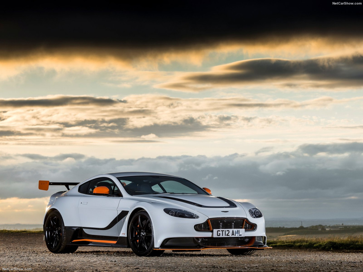 Aston Martin Vantage фото 156456