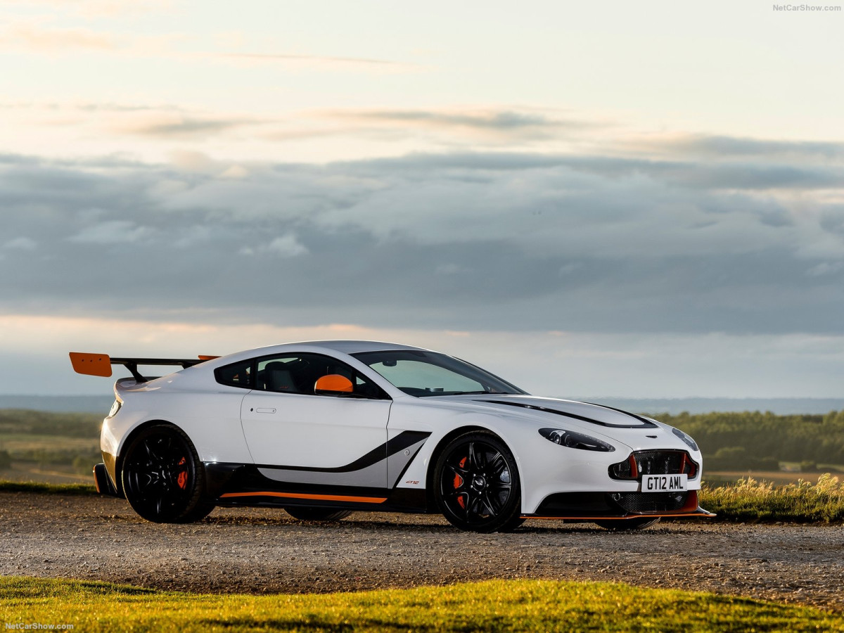 Aston Martin Vantage фото 156458