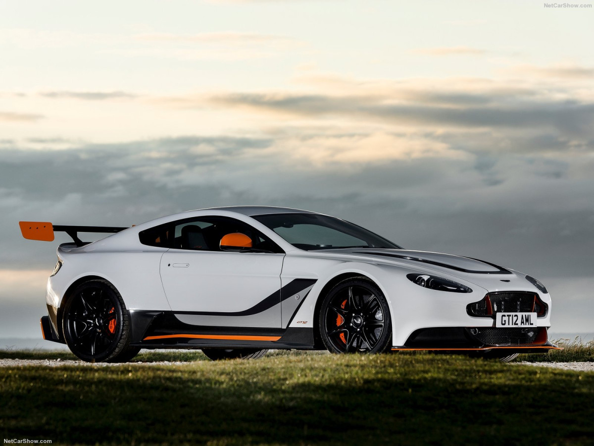 Aston Martin Vantage фото 156461