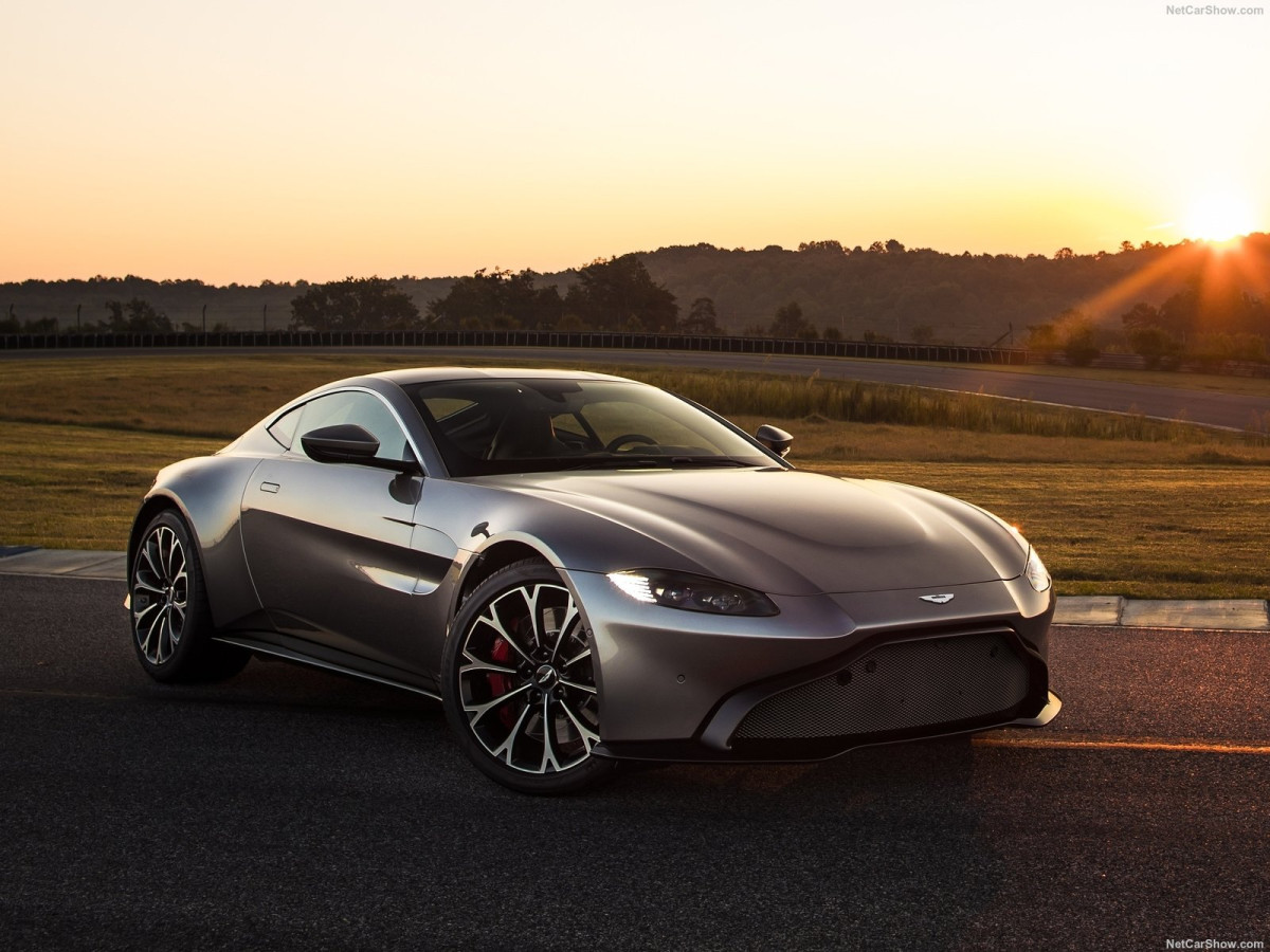 Aston Martin Vantage фото 190062