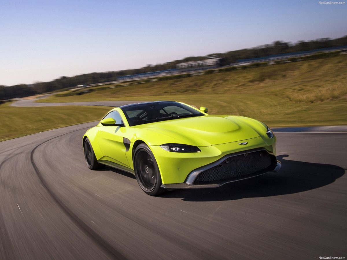 Aston Martin Vantage фото 190080