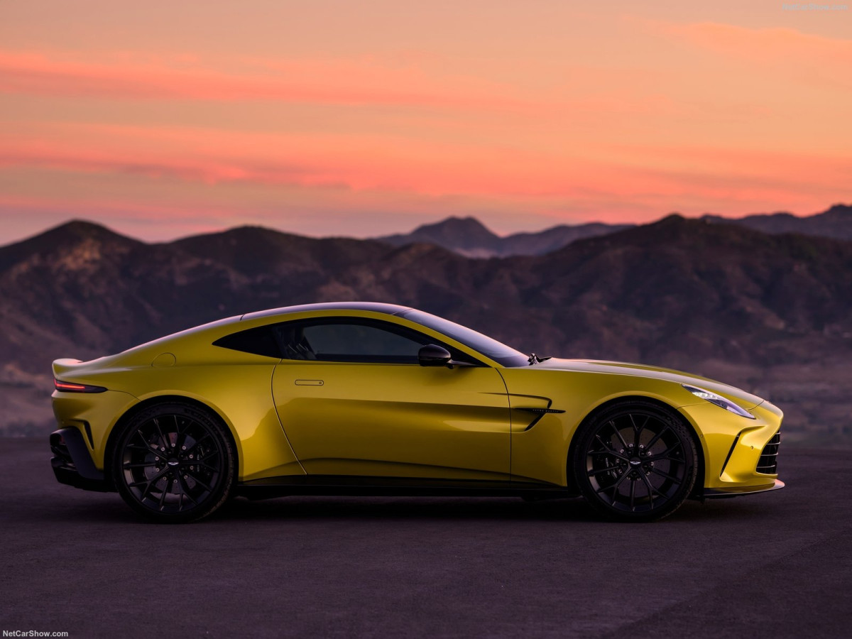 Aston Martin Vantage фото 211915