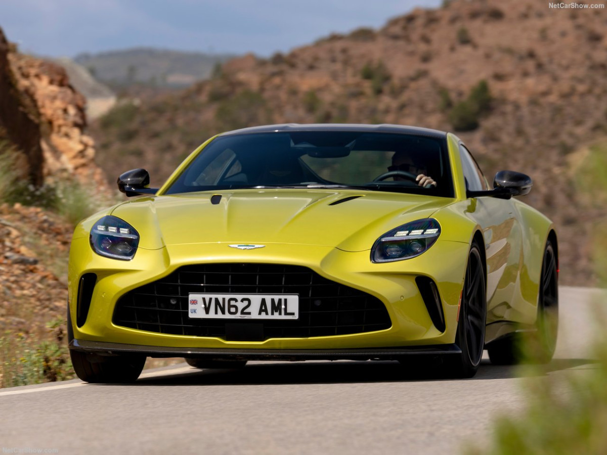 Aston Martin Vantage фото 212714