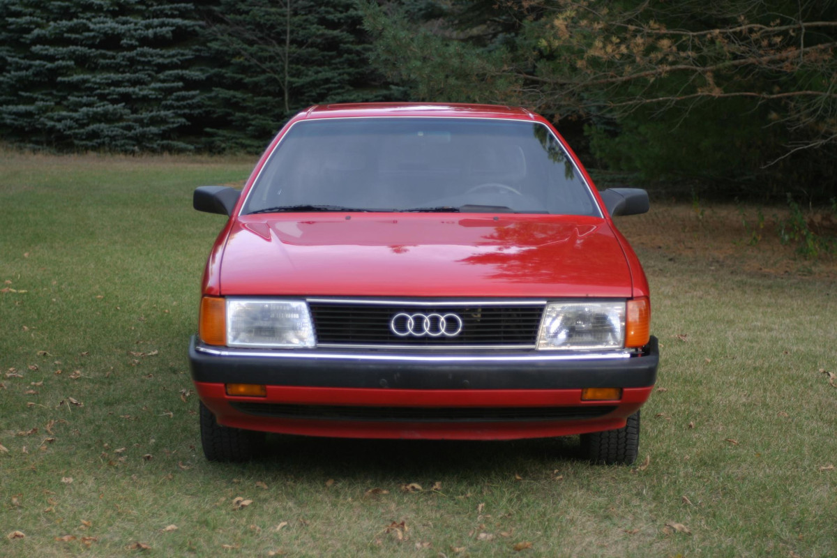 Audi 100 фото 28651