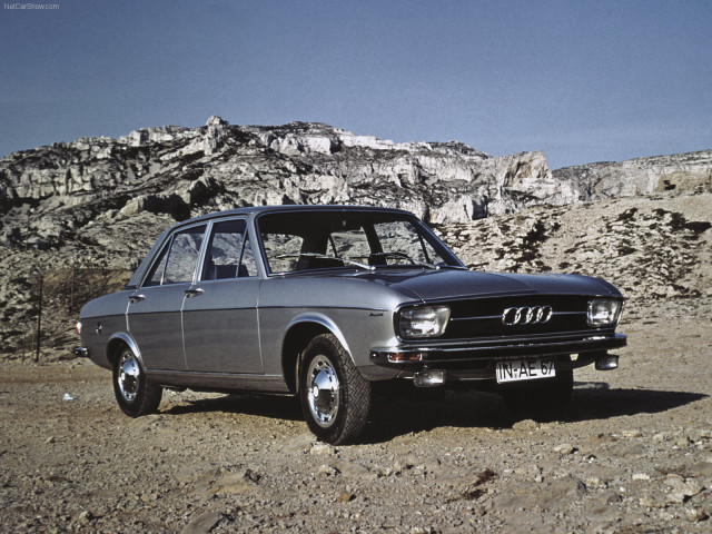 Audi 100 фото