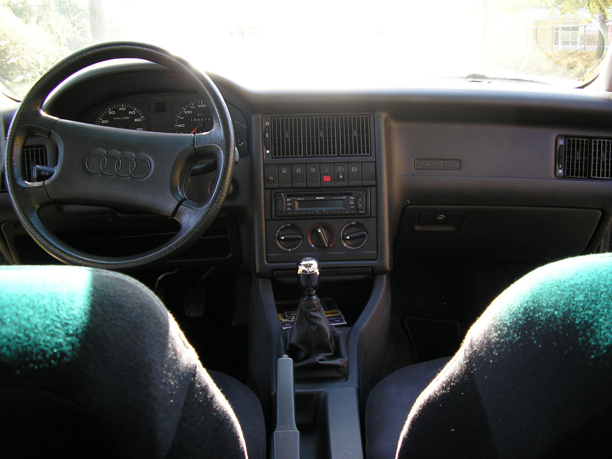 Audi 80 фото 39276