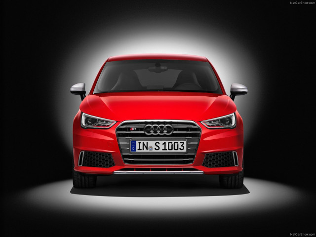 Audi S1 фото