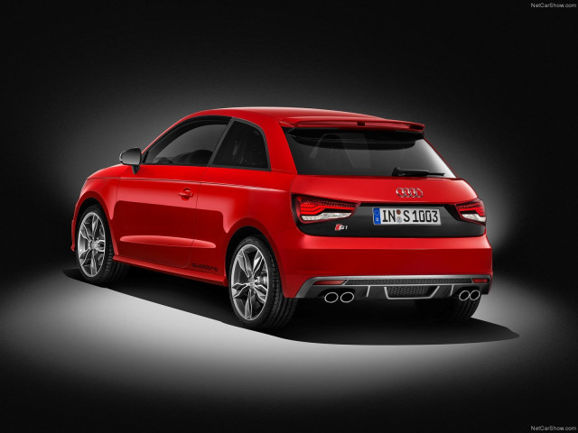 Audi S1 фото