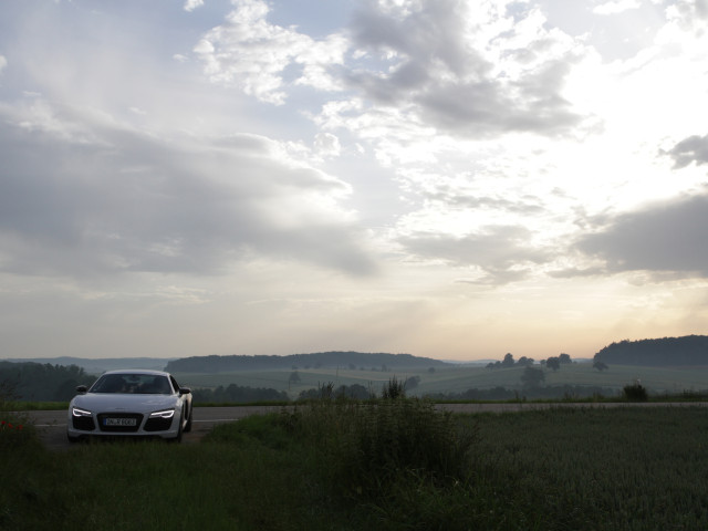 Audi R8 V8 фото