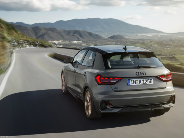 Audi A1 Sportback фото