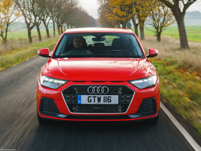 Audi A1 Sportback фото