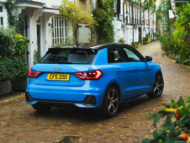 Audi A1 Sportback фото