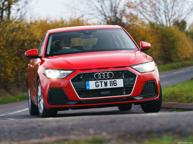 Audi A1 Sportback фото