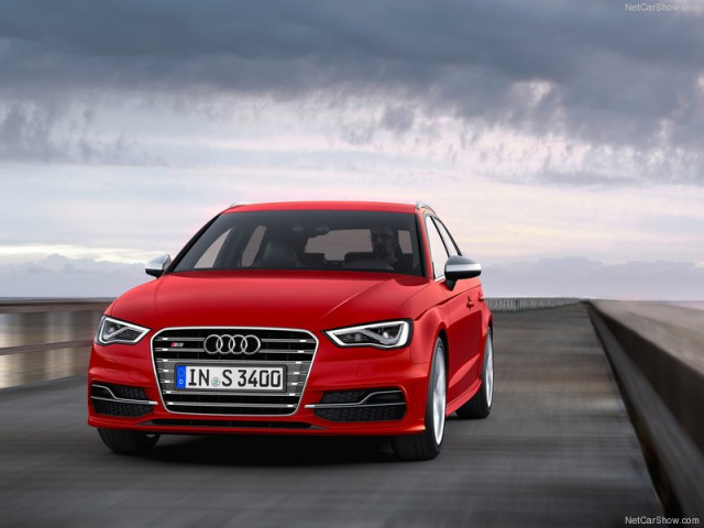 Audi A3 Sportback фото