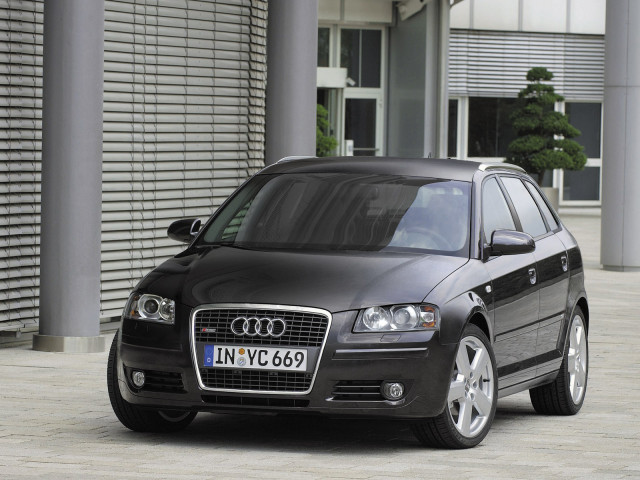 Audi A3 Sportback фото