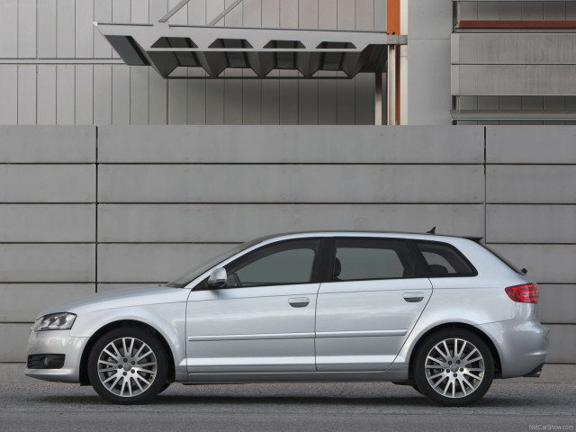 Audi A3 Sportback фото