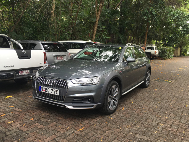 Audi A4 Allroad Quattro фото