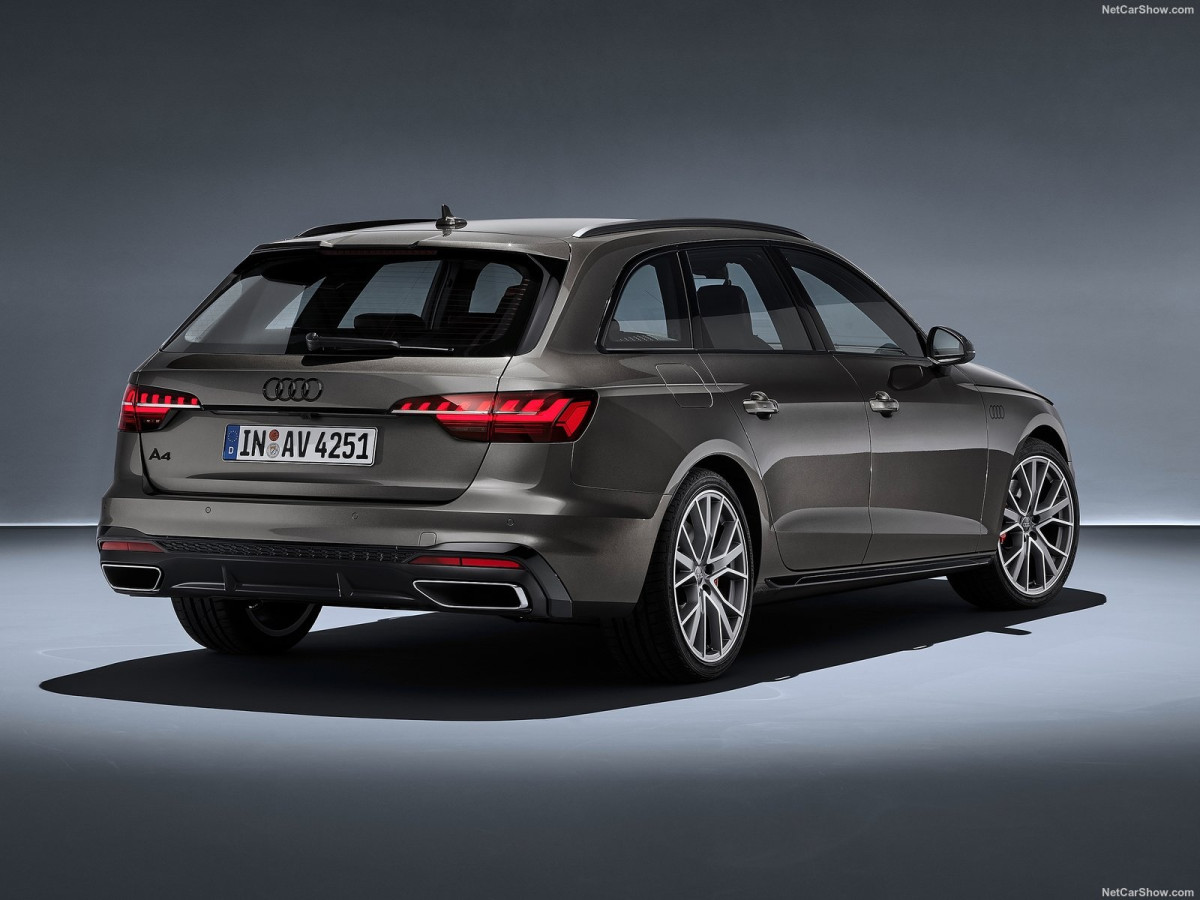 Audi A4 Avant фото 202040