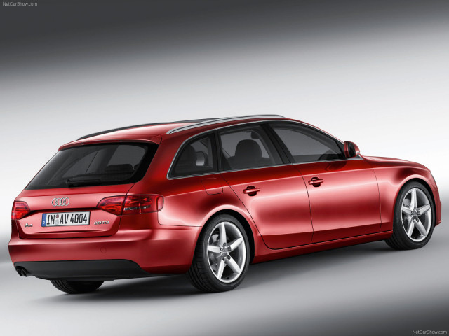 Audi A4 Avant фото