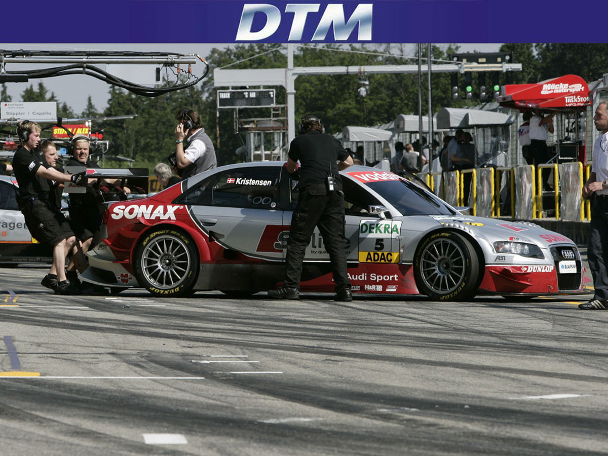 Audi A4 DTM фото 27624